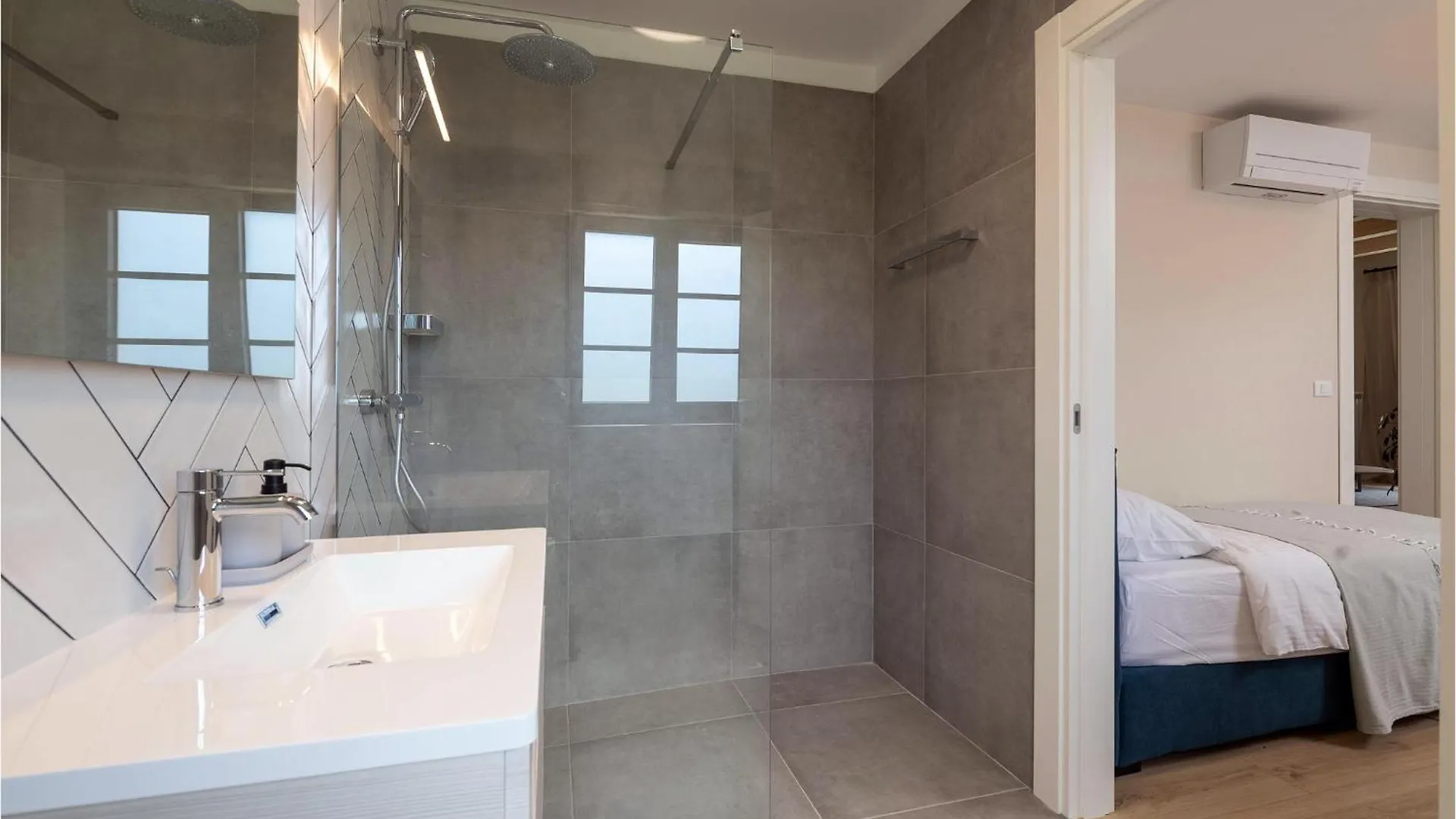 Awesome Home In Manjadvorci With Kitchen Holiday home